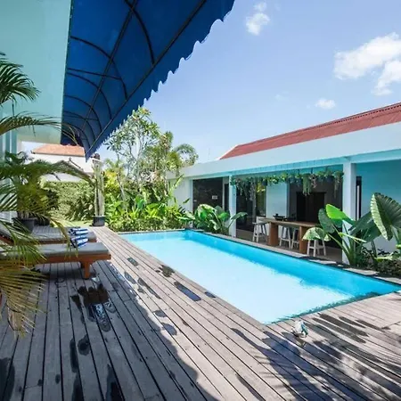Deluxe Tropical 6 Bedroom Villa Near Beach Canggu Buitenkant foto