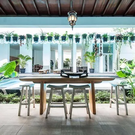Deluxe Tropical 6 Bedroom Villa Near Beach Canggu Buitenkant foto